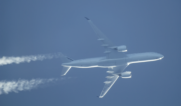AIR FRANCE AIRBUS A350 F-HTYB ROUTING PARIS CDG--YYZ TORONTO AS AF356 37,000FT.