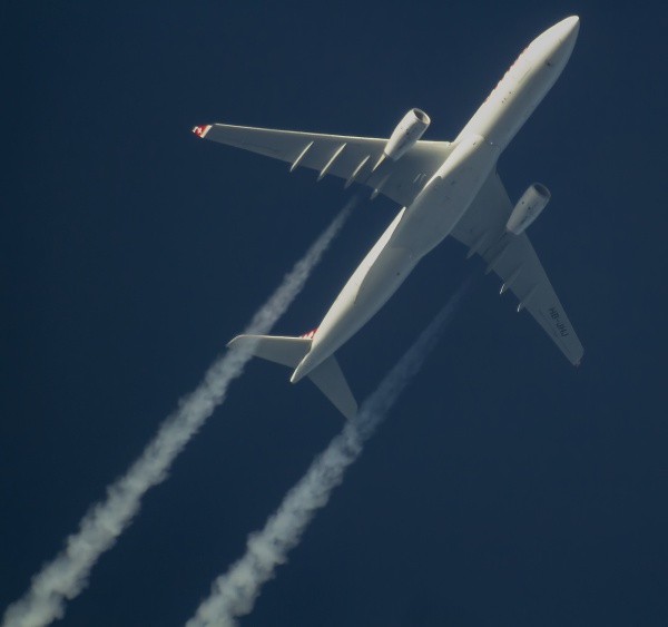 SWISS AIRBUS A330 HB-JHJ ROUTING NEW YORK(EWR)--ZURICH AS LX19.39,000FT.