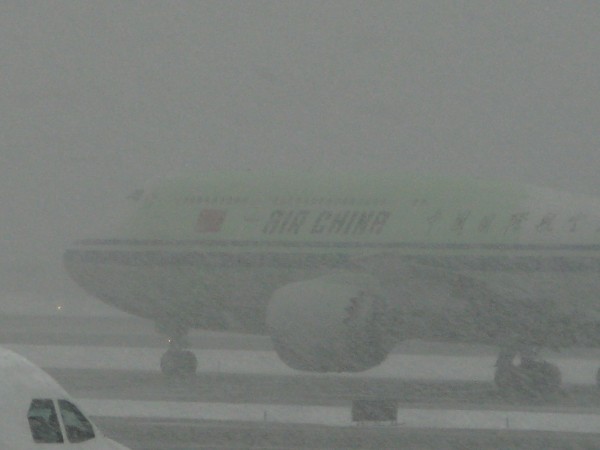 Finally, after approx. 60 minutes : ready to leave for PEK, with the weather getting worse and worse...