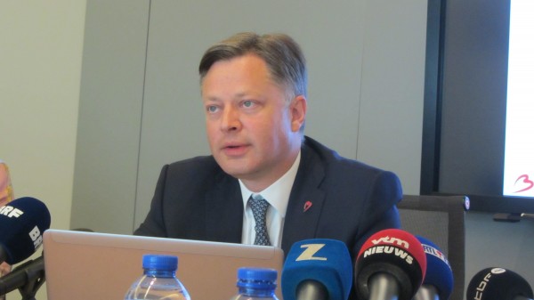 IMG_3217.JPG (1.61 MiB) Viewed 13388 times Presentation of Arnaud feist, CEO Brussels Airport